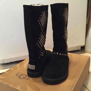 UGG Avondale boots